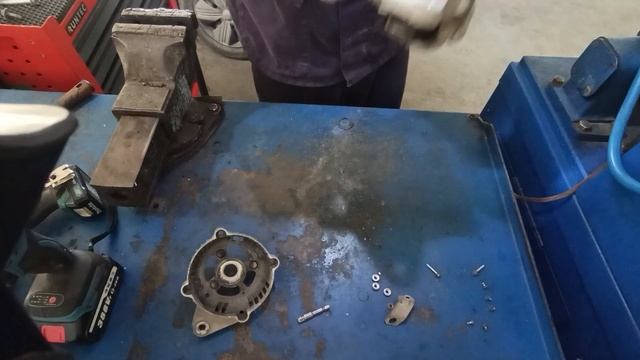 Замена подшипников и щеток генератора Toyota Ractis