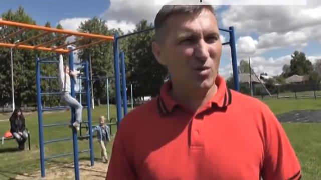 Первая в Новозыбкове площадка для воркаута набирает популярность смотреть онлайн