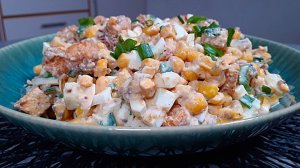 Салат со Шпротами и Сухариками на ПРАЗДНИЧНЫЙ стол !