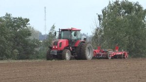 культивация МТЗ Беларус 2022.3