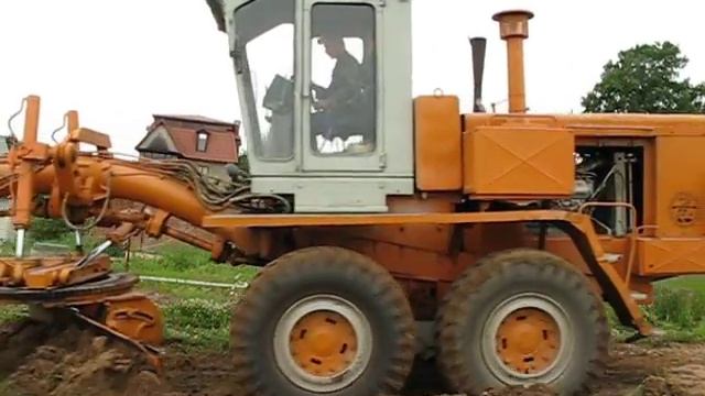 Нарезка корыта грейдером. Cutting trough with grader. смотреть онлайн
