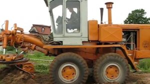 Нарезка корыта грейдером. Cutting trough with grader.