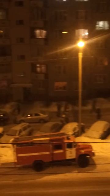 Пожар в Кирове 25 января 2014 -2 смотреть онлайн