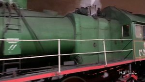 Паровоз Су252-20 с электровозом ЭП2К-271 и туристическим поездом № 930.