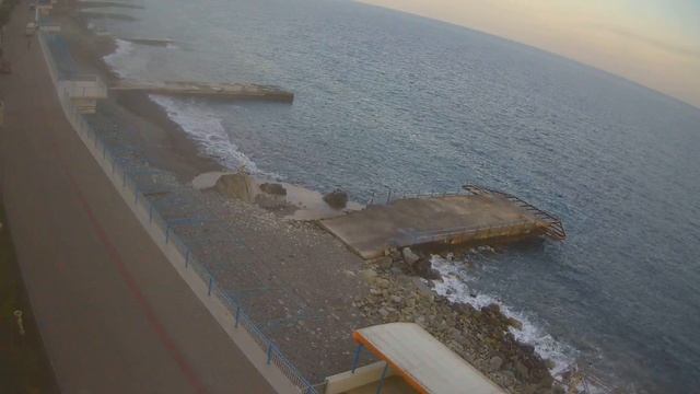 Вебкамера "Эллада-Семидворье". Запись 22.04.2017 19:00:04 смотреть онлайн