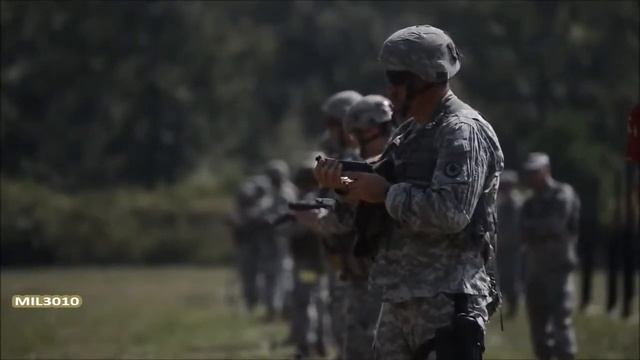 Стрельба из пистолета M9 Beretta Армия Национальной гвардии США смотреть онлайн