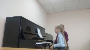 Открытый урок с ученицей 1 класса Шульженко Любой "Работа над штрихами"