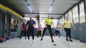 marina ati te gusta el tekila #zumbafitness #zumba #actitud #pasionporelbaile #karenzavala