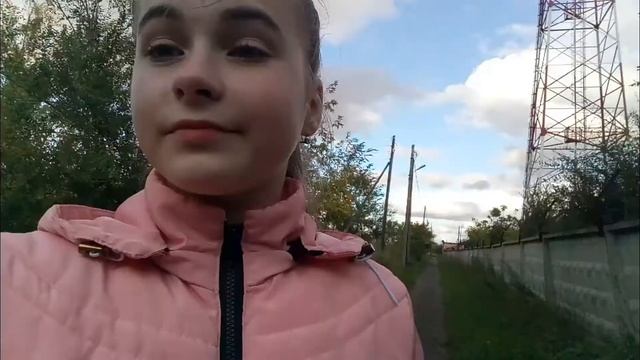 УПАЛА С ДЕРЕВА И СЛОМАЛА РУКУ? смотреть онлайн