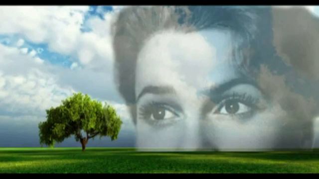 «Любовь моя – моя Россия» поет Олег Медведе#ФлагМоегоГосударства #МойТриколор#деньфлага смотреть онлайн