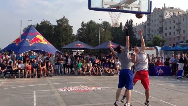Red Bull King Of Rock @ Екатеринбург Плотинка 3 августа 2013 pt1 смотреть онлайн