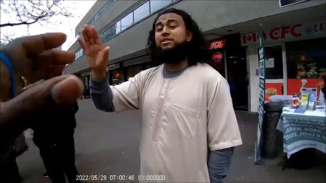 A Muslim man gets physical when a preacher refused to buy his lies.