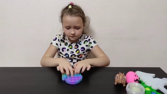 Обзор Антистрессов! Труба! Pop It! Сквиш! Слайм! Самодельный антистресс! Скрепыши! #2