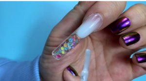 Бывает так: в голове — вау, на ногтях — “ну… опыт”⠀