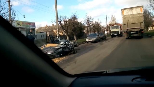 Фура раздавила легковушку ч2. смотреть онлайн