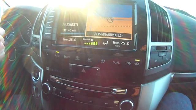 ГОРОД изо льда и ДВОРЕЦ с бассейном Поляна шоу в Ижевске смотреть онлайн