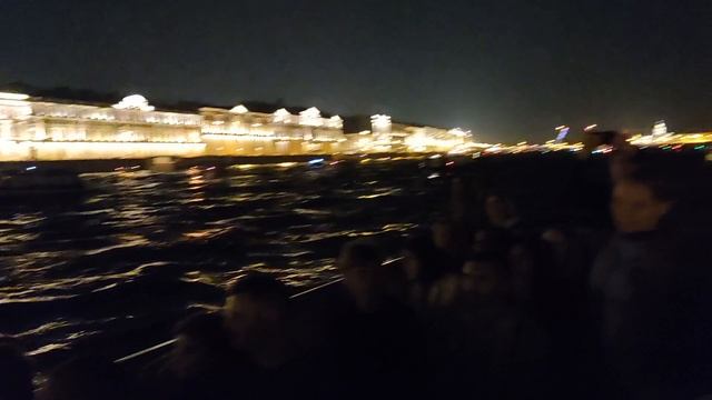 Разведение мостов Санкт- Петербурга ночное шоу