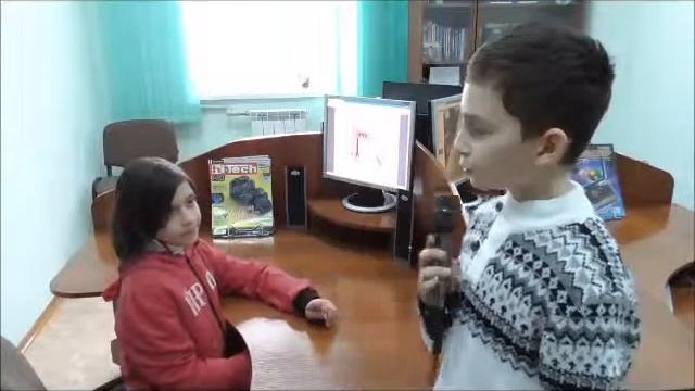 Дети в Интернет-центре. Репортаж с места событий смотреть онлайн