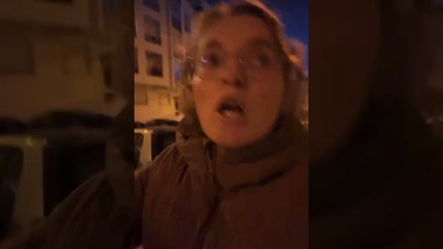 Оказалась_обычная_жись!_Украинка_обиделась_на_Европу