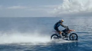 КТМ 125 по воде