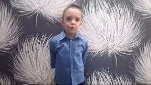 Лукин Леонид читает стихотворение  Михаила Владимова "Войны я не видел"