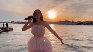 AMAZING GRACE - Benedetta Caretta