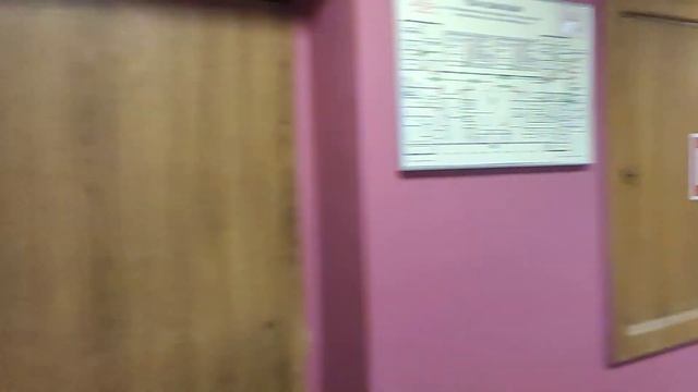 Москва. Ясенево. Гостиница "Узкое". Гуляю по коридору. смотреть онлайн