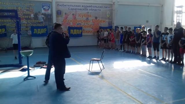 ЛДПР Саратов организовал пауэрлифтинг