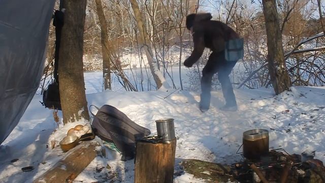 ПВД 2021. Красота зимнего леса. SOLO BUSHCRAFT CAMP. смотреть онлайн