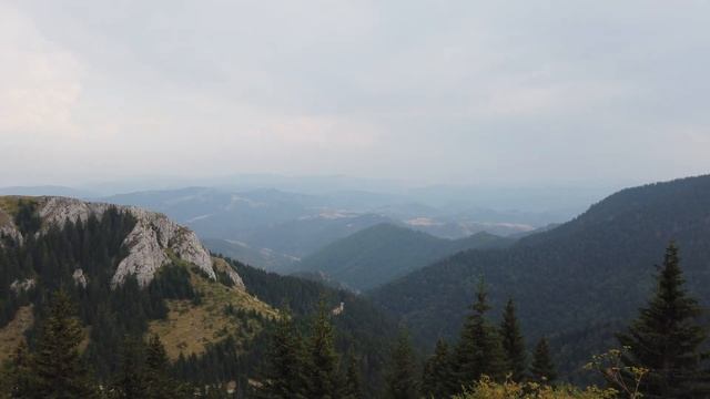 На извилистых дорогах Сербии, неожиданно доехал до видовой площадки "Kopaonik" смотреть онлайн