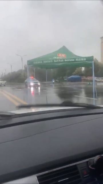 #крыша#бежит#чудеса#короткоевидео смотреть онлайн