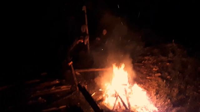 Встречаем Лето! Постройка шалаша. смотреть онлайн