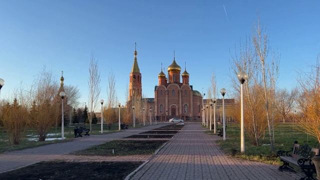 Прогулка по Актобе 4K / Walking around Aktobe 4k смотреть онлайн