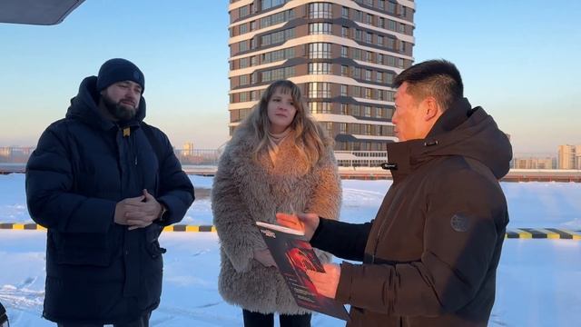 24 дня с момента заказа! Выдали Range Rover Evoque. Отзыв клиент? смотреть онлайн