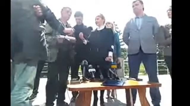 Выступление Тимошенко в Луганске 24,04,201.mp4 смотреть онлайн