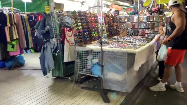 Бангкок. Рынок возле отеля смотреть онлайн