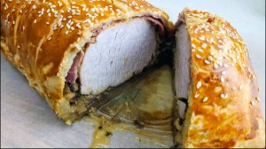 Это САМОЕ ВКУСНОЕ МЯСО, которое я пробовала! Мясо, запеченное в тесте с беконом и грибами!