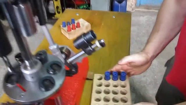 Пресс для релоада 12 калибра +"рояль в кустах".(2 часть из двух) смотреть онлайн