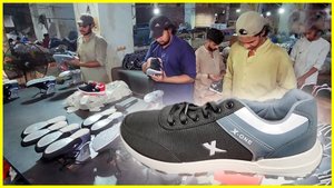 Процесс производства кроссовок, как это делают в Пакистане!
