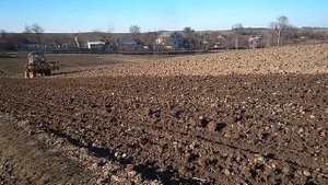 ЮМЗ і культиватор