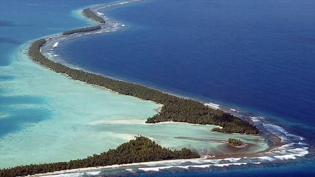 Путешествие по самым маленьким странам мира смотреть онлайн