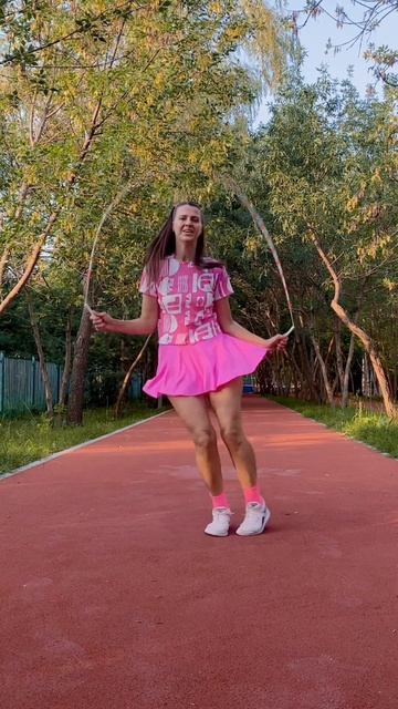 Розовое настроение #jumprope #dance #скакалка #спорт #skipping #sports #скиппинг #танцы #фитнес
