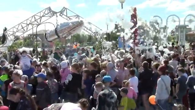 Празднование 236-летия города Ишима. Пенная дискотека . смотреть онлайн