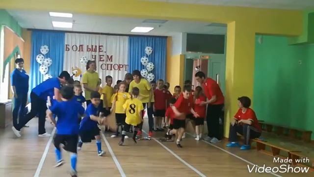 Магадан садик №67 в поддержку чемпионата по футболу смотреть онлайн