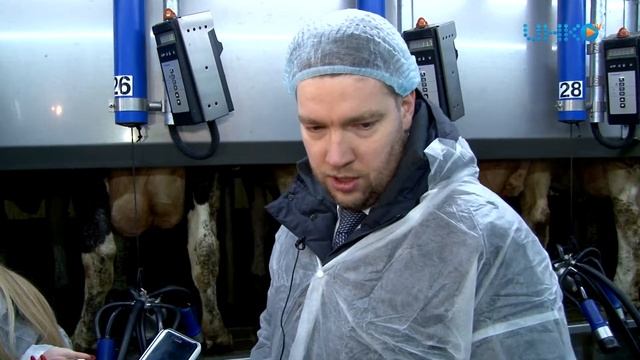 На предприятии "Пойма" модернизировали доильный цех. смотреть онлайн