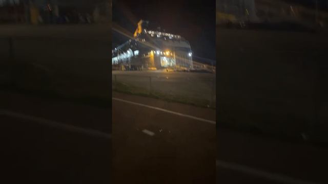 ЧЕЧЕНЦЫ ПО АМСТЕРДАМУ смотреть онлайн