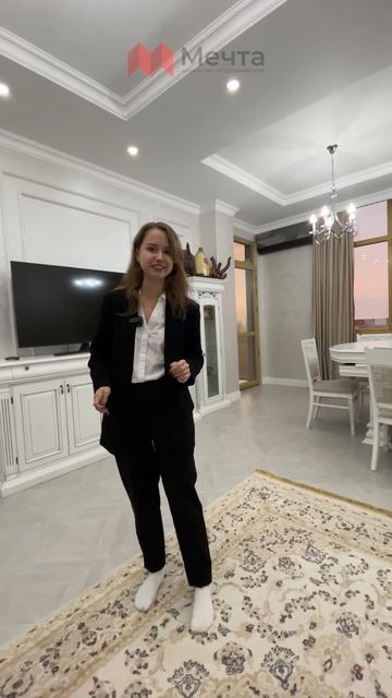Квартира в Алматы. 3-хкомнатная, 140м2 с двумя балконами. Бостандыкский район. Жилой комплекс Науры