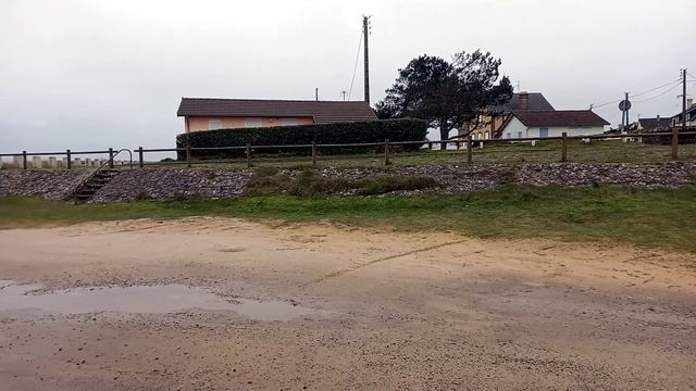 Муниципальная турбаза Киневиля. Школа парусного спорта. Camping La Sinope de Quineville смотреть онлайн