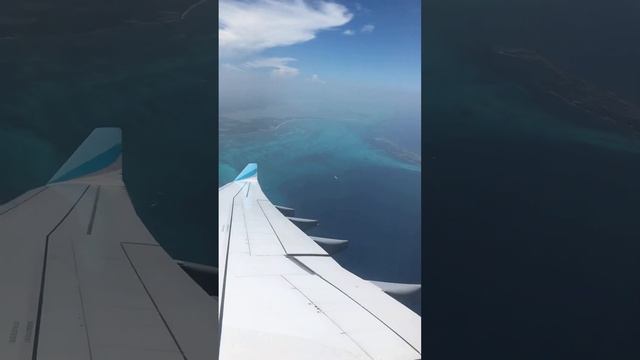 Мексика вид с окна самолёта #мексика #солнце #океан #отдыхвмексике #канкун #самолет #америка смотреть онлайн