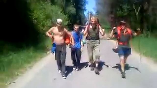 надо всем в поход ходить!.MP4 смотреть онлайн